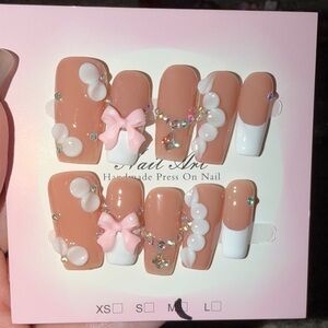 Nude Pink 3D Bow & Pearl Press-On Nails